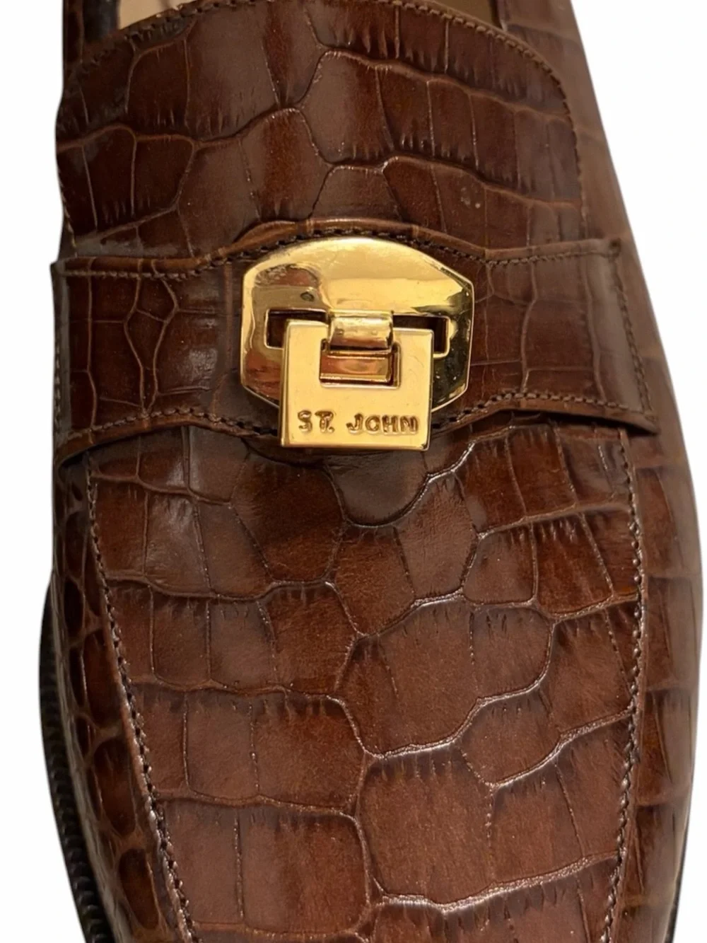 NWOT Vintage St. John Brown Croc Embossed Leather Loafers Gold Hardware Italy 8